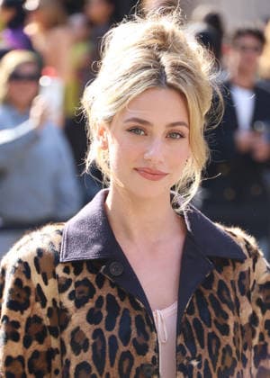 Lili Reinhart at the Miu Miu Women’s Ready-to-Wear Spring Summer 2027 fashion show during Paris Fashion Week (PFW) on October 4, 2026. Denis Guignebourg, Bestimage. Miu Miu Women’s’s Ready-to-Wear Collection Spring Summer 2027 at Paris Fashion Week (PFW) on October 4, 2026, Paris, France  Copyright: xDenisxGuignebourgx xBestimagexDenisxGuignebourgx xBestimagex