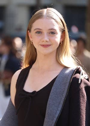Evie Templeton at the Miu Miu Women s Ready-to-Wear Spring Summer 2027 fashion show during Paris Fashion Week (PFW) on October 4, 2026. Denis Guignebourg, Bestimage. Miu Miu Women s’s Ready-to-Wear Collection Spring Summer 2027 at Paris Fashion Week (PFW) on October 4, 2026, Paris, France  Copyright: xDenisxGuignebourgx xBestimagexDenisxGuignebourgx xBestimagex