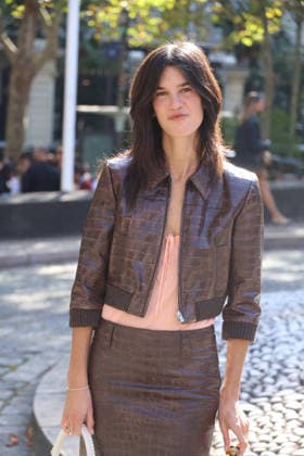 Suzanne Lindon at the Miu Miu Women’s Ready-to-Wear Spring Summer 2027 fashion show during Paris Fashion Week (PFW) on October 4, 2026. Denis Guignebourg, Bestimage. Miu Miu Women’s’s Ready-to-Wear Collection Spring Summer 2027 at Paris Fashion Week (PFW) on October 4, 2026, Paris, France  Copyright: xDenisxGuignebourgx xBestimagexDenisxGuignebourgx xBestimagex