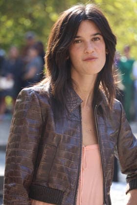 Suzanne Lindon at the Miu Miu Women’s Ready-to-Wear Spring Summer 2027 fashion show during Paris Fashion Week (PFW) on October 4, 2026. Denis Guignebourg, Bestimage. Miu Miu Women’s’s Ready-to-Wear Collection Spring Summer 2027 at Paris Fashion Week (PFW) on October 4, 2026, Paris, France  Copyright: xDenisxGuignebourgx xBestimagexDenisxGuignebourgx xBestimagex