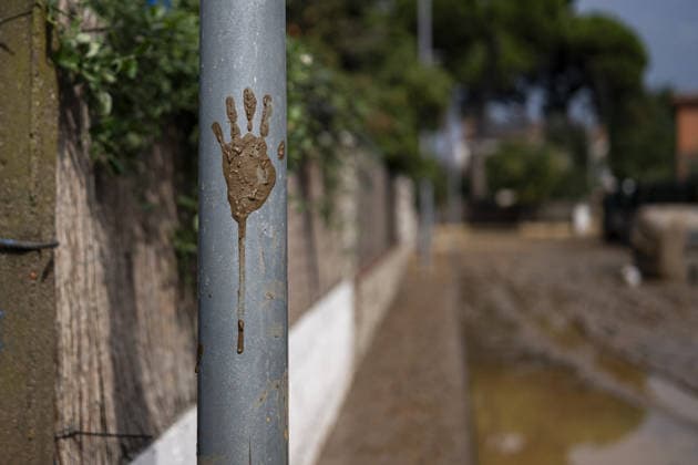 2 people killed as heavy rain hits parts of Spain BARCELONA, SPAIN - OCTOBER 4: Floodwaters submerge streets following severe torrential rainfall in Montornes del Valles, Barcelona, Spain on October 4, 2026. Heavy rains triggered widespread flooding across Catalonia, leaving at least two people dead and one missing as emergency services responded to widespread disruptions. Lorena Sopena Lopez Anadolu Barcelona Spain. Editorial use only. Please get in touch for any other usage.  Copyright: x2026xAnadoluxLorenaxSopenaxLopezx