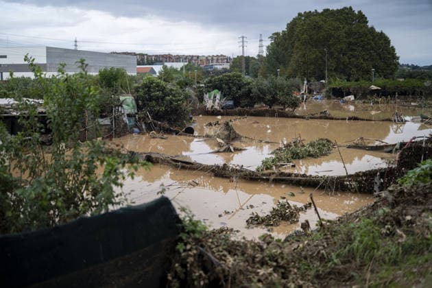 2 people killed as heavy rain hits parts of Spain BARCELONA, SPAIN - OCTOBER 4: Floodwaters submerge streets following severe torrential rainfall in Montornes del Valles, Barcelona, Spain on October 4, 2026. Heavy rains triggered widespread flooding across Catalonia, leaving at least two people dead and one missing as emergency services responded to widespread disruptions. Lorena Sopena Lopez Anadolu Barcelona Spain. Editorial use only. Please get in touch for any other usage.  Copyright: x2026xAnadoluxLorenaxSopenaxLopezx
