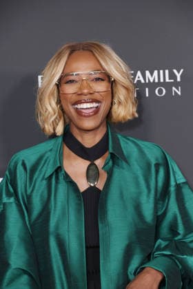 October 4, 2026, Santa Monica, California, USA: Yvonne Orji at The Barbara Berlanti Heroes Gala Benefitting F Cancer at Barker Hangar Santa Monica USA  - ZUMAg107 20261004_zep_g107_228 Copyright: xNinaxPrommerx