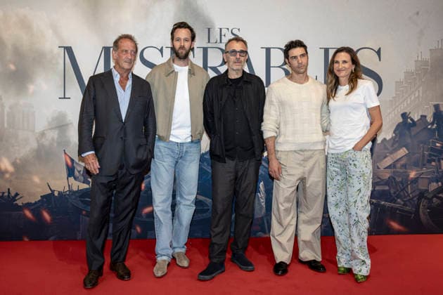 Premiere of Les Misérables by Fred Cavayé - Bordeaux MLG Vincent Lindon, Benjamin Lavernhe, Fred Cavayé, Tahar Rahim and Camille Cottin. The cast of French director Fred Cavayé s film Les Misérables attend a special preview screening at UGC Ciné Cité in Bordeaux, France, on October 4, 2026. Photo by Margot Le Gonidec ABACAPRESS.COM Bordeaux France  Copyright: xLexGonidecxMargot ABACAx