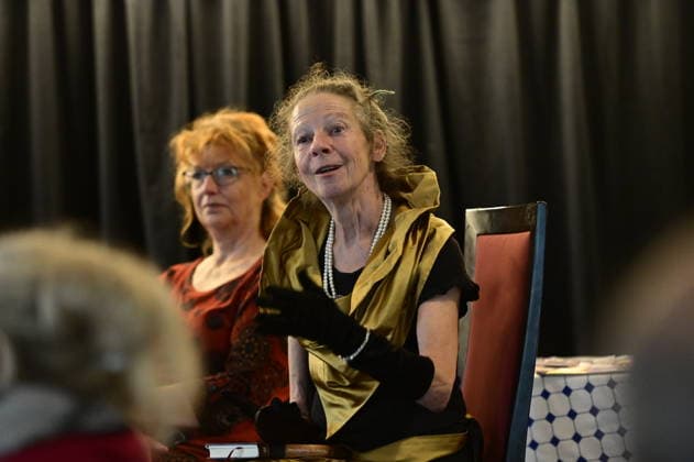 Gertrud Schleising bei der Gesprächsrunde: rüber kommen - Ost-West-Kunstgespräche im Salon-Format - eine Hommage an Ida Dehmel im Literaturhaus Alte Synagoge. Görlitz, 04.10.2026 Copyright: xMatthiasxWehnertx