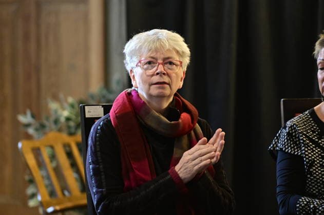 Susanne Ahner bei der Gesprächsrunde: rüber kommen - Ost-West-Kunstgespräche im Salon-Format - eine Hommage an Ida Dehmel im Literaturhaus Alte Synagoge. Görlitz, 04.10.2026 Copyright: xMatthiasxWehnertx