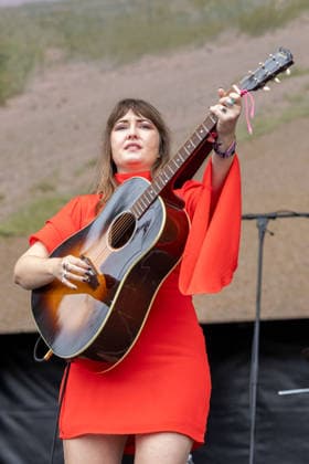 October 4, 2026, Austin, Texas, USA: Musician JESS WILLIAMSON during the Austin City Limits Music Festival at Zilker Park in Austin, Texas Austin USA  - ZUMAs135 20261004_zap_s135_024 Copyright: xDanielxDeSloverx