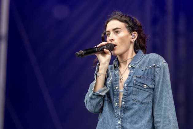 October 4, 2026, Austin, Texas, USA: Musician STELLA LEFTY (STELLA LEFKOFSKY) during the Austin City Limits Music Festival at Zilker Park in Austin, Texas Austin USA  - ZUMAs135 20261004_zap_s135_066 Copyright: xDanielxDeSloverx