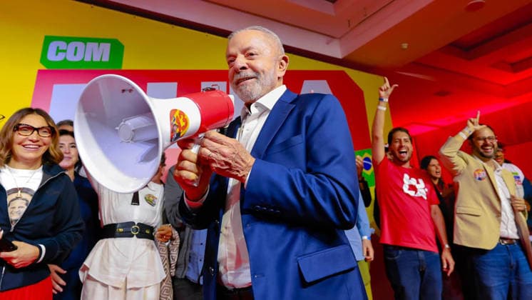 Lula delivers speech in Sao Paulo following first round of presidential election SAO PAULO, BRAZIL - OCTOBER 4: (----EDITORIAL USE ONLY - MANDATORY CREDIT - BRAZILIAN PRESIDENCY HANDOUT - NO MARKETING NO ADVERTISING CAMPAIGNS - DISTRIBUTED AS A SERVICE TO CLIENTS----) Brazilian President Luiz Inacio Lula da Silva speaks after the first round of the presidential elections in Sao Paulo, Brazil, on October 4, 2026. Brazilian Presidency Handout Anadolu Sao Paulo Brazil. Editorial use only. Please get in touch for any other usage.  Copyright: x2026xAnadoluxBrazilianxPresidencyx xHandoutx