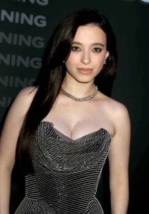 October 4, 2026, New York, New York, USA: Actor MIKEY MADISON seen during the red carpet arrivals at the World Premiere of The Social Reckoning held at the Regal Union Square Theater. New York USA  - ZUMAk03_ 20261004_zaf_k03_046 Copyright: xNancyxKaszermanx