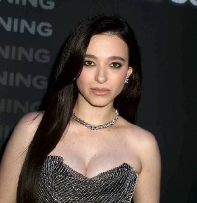 October 4, 2026, New York, New York, USA: Actor MIKEY MADISON seen during the red carpet arrivals at the World Premiere of The Social Reckoning held at the Regal Union Square Theater. New York USA  - ZUMAk03_ 20261004_zaf_k03_047 Copyright: xNancyxKaszermanx
