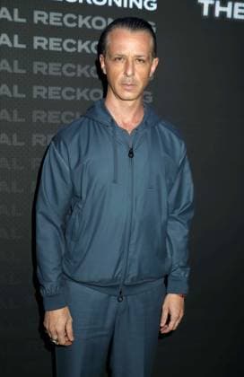 October 4, 2026, New York, New York, USA: Actor JEREMY STRONG seen during the red carpet arrivals at the World Premiere of The Social Reckoning held at the Regal Union Square Theater. New York USA  - ZUMAk03_ 20261004_zaf_k03_061 Copyright: xNancyxKaszermanx