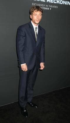October 4, 2026, New York, New York, USA: Actor JEREMY ALLEN WHITE seen during the red carpet arrivals at the World Premiere of The Social Reckoning held at the Regal Union Square Theater. New York USA  - ZUMAk03_ 20261004_zaf_k03_079 Copyright: xNancyxKaszermanx