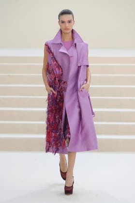 PFW - Akris Runway A model walks the runway during the Akris Womenswear Spring Summer 2027 show as part of Paris Fashion Week on October 04, 2026 in Paris, France. Photo by Alain-Gil Gonzalez ABACAPRESS.COM Paris France  Copyright: xGonzalezxAlain-Gil ABACAx