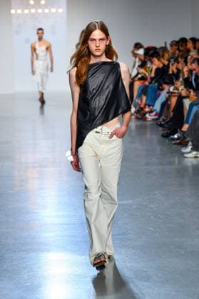 PFW - Niccolo Pasqualetti Runway A model walks the runway during the Niccolò Pasqualetti Womenswear Spring Summer 2027 show as part of Paris Fashion Week on October 04, 2026 in Paris, France. Photo by Shootpix ABACAPRESS.COM Paris France  Copyright: xShootpix ABACAx