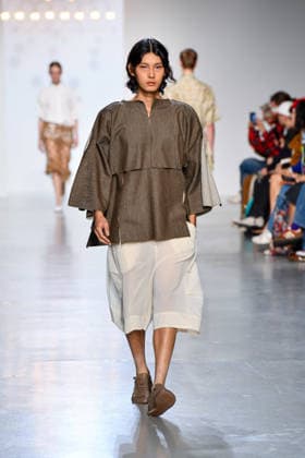 PFW - Niccolo Pasqualetti Runway A model walks the runway during the Niccolò Pasqualetti Womenswear Spring Summer 2027 show as part of Paris Fashion Week on October 04, 2026 in Paris, France. Photo by Shootpix ABACAPRESS.COM Paris France  Copyright: xShootpix ABACAx