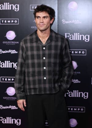 October 4, 2026, New York, Ny, United States: KJ Apa attends the New York Premiere of Falling . Held at The SAG-AFTRA Foundation Robin Williams Center in New York. Zuma Press. October 4, 2026. New York United States  - ZUMAp281 20261004_zea_p281_004 Copyright: xPhotoxImagexPressx