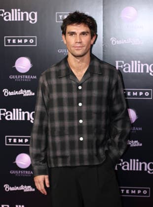 October 4, 2026, New York, Ny, United States: KJ Apa attends the New York Premiere of Falling . Held at The SAG-AFTRA Foundation Robin Williams Center in New York. Zuma Press. October 4, 2026. New York United States  - ZUMAp281 20261004_zea_p281_005 Copyright: xPhotoxImagexPressx