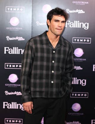 October 4, 2026, New York, Ny, United States: KJ Apa attends the New York Premiere of Falling . Held at The SAG-AFTRA Foundation Robin Williams Center in New York. Zuma Press. October 4, 2026. New York United States  - ZUMAp281 20261004_zea_p281_015 Copyright: xPhotoxImagexPressx