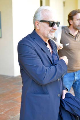 IPA89303240 - Lucca, October 4, 2026 Today is the last day of the Lucca Film Festival, which, as always, is full of surprises. Giovanni Veronesi, screenwriter and director of many films, arrives at the San Micheletto complex. In the photo: Giovanni Veronesi arrives at the San Micheletto complex.  Copyright: xRobertoCappelloxfotografox xRobertoCappelloxfotografox IPA89303240