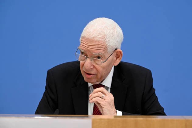 ABB BPK- Dr. Josef Schuster, Praesident des Zentralrats der Juden in Deutschlan Thema Vorstellung Entschieden gegen Antisemitismus Gutachten zum Gesetzentwurf zur Strafbarkeit der Leugnung des Existenzrechts Israels auf der BPK Bundespressekonferenz in Berlin am 01.10.2026 Berlin Deutschland