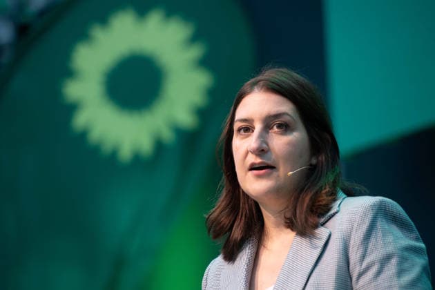 Yazguelue ZEYBEK (Yazgülü Zeybek), Landesvorsitzende Buendnis 90 die Gruenen, Bündnis 90 die Grünen in NRW, bei ihrer Rede Pressekonferenz von Buendnis 90 die Gruenen zur Aufstellung fuer die Landtagswahl 2027 in NRW, 05.10.2026,