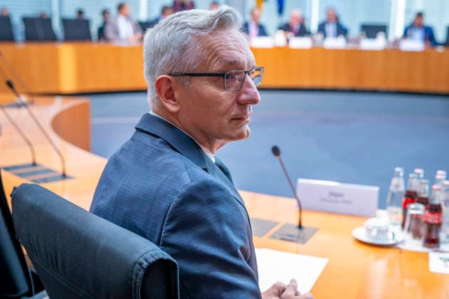Martin Jäger - Anhörung der Nachrichtendienste EUR, Deutschland, Berlin, 05.10.2026: Martin Jäger, Präsident des Bundesnachrichtendienstes. Anhörung der Präsidenten der Nachrichtendienste des Bundes. Das Parlamentarische Kontrollgremium kontrolliert die nachrichtendienstliche Tätigkeit des Bundes.