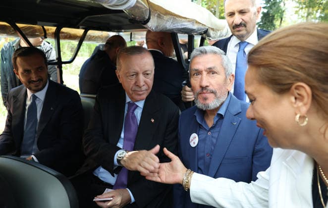 Turkish President Recep Tayyip Erdogan ISTANBUL, TURKIYE - OCTOBER 5: (----EDITORIAL USE ONLY - MANDATORY CREDIT - TURKISH PRESIDENCY MUSTAFA KAMACI HANDOUT - NO MARKETING NO ADVERTISING CAMPAIGNS - DISTRIBUTED AS A SERVICE TO CLIENTS----) Turkish President Recep Tayyip Erdogan (2nd L) chats with families and poses for photographs as he attends the AileFest held at Rami Library in Istanbul, Turkiye, on October 5, 2026. TUR Presidency Mustafa Kamaci Anadolu Istanbul Turkey. Editorial use only. Please get in touch for any other usage.  Copyright: x2026xAnadoluxTURxPresidencyx xMustafaxKamacix