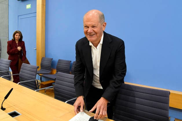 ABB BPK- Olaf Scholz, Bundeskanzler a.D. und Co-Vorsitzender der ENSK Thema Vorstellung Vorstellung Entwicklungspolitische Nord-Sued-Kommission (ENSK) Pressekonferenz zu Zusammensetzung prioritären Themen der Entwicklungspolitischen Nord-Sued-Kommission auf der BPK Bundespressekonferenz in Berlin am 05.10.2026 Berlin Deutschland