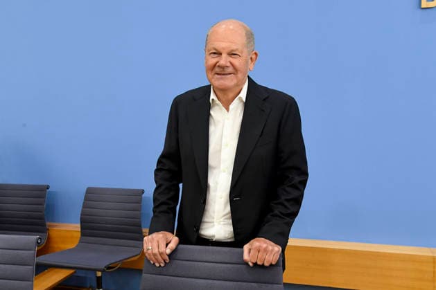ABB BPK- Olaf Scholz, Bundeskanzler a.D. und Co-Vorsitzender der ENSK Thema Vorstellung Vorstellung Entwicklungspolitische Nord-Sued-Kommission (ENSK) Pressekonferenz zu Zusammensetzung prioritären Themen der Entwicklungspolitischen Nord-Sued-Kommission auf der BPK Bundespressekonferenz in Berlin am 05.10.2026 Berlin Deutschland