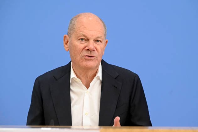 ABB BPK- Olaf Scholz, Bundeskanzler a.D. und Co-Vorsitzender der ENSK Thema Vorstellung Vorstellung Entwicklungspolitische Nord-Sued-Kommission (ENSK) Pressekonferenz zu Zusammensetzung prioritären Themen der Entwicklungspolitischen Nord-Süd-Kommission auf der BPK Bundespressekonferenz in Berlin am 05.10.2026 Berlin Deutschland