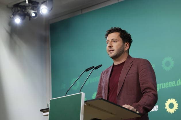 Felix Banaszak Co-Vorsitzender Bündnis 90 Die Grünen; Pressekonferenz 05.10.2026, am 05.10.2026 in Berlin, (Parteizentrale Bündnis 90 Die Grünen), Deutschland