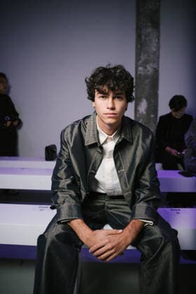 Roman Freud at the Shiatzy Chen Women’s Ready-to-Wear Spring Summer 2027 Collection fashion show during Paris Fashion Week on October 5, 2026. Sam Delpech, Bestimage. Celebrities at the Shiatzy Chen Women’s Ready-to-Wear Spring Summer 2027 Collection fashion show during Paris Fashion Week, October 5, 2026, Paris, France  Copyright: xSamxDelpechx xBestimagexSamxDelpechx xBestimagex