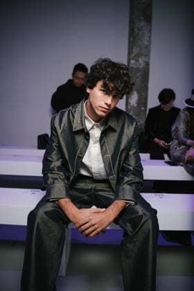 Roman Freud at the Shiatzy Chen Women’s Ready-to-Wear Spring Summer 2027 Collection fashion show during Paris Fashion Week on October 5, 2026. Sam Delpech, Bestimage. Celebrities at the Shiatzy Chen Women’s Ready-to-Wear Spring Summer 2027 Collection fashion show during Paris Fashion Week, October 5, 2026, Paris, France  Copyright: xSamxDelpechx xBestimagexSamxDelpechx xBestimagex
