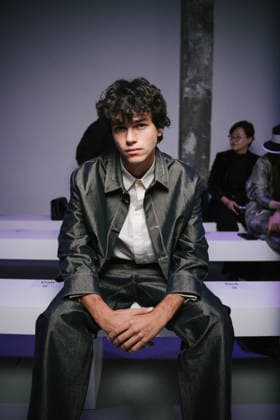 Roman Freud at the Shiatzy Chen Women’s Ready-to-Wear Spring Summer 2027 Collection fashion show during Paris Fashion Week on October 5, 2026. Sam Delpech, Bestimage. Celebrities at the Shiatzy Chen Women’s Ready-to-Wear Spring Summer 2027 Collection fashion show during Paris Fashion Week, October 5, 2026, Paris, France  Copyright: xSamxDelpechx xBestimagexSamxDelpechx xBestimagex