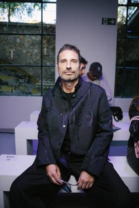 Richard Orlinski at the Shiatzy Chen Women s Ready-to-Wear Spring Summer 2027 fashion show during Paris Fashion Week, October 5, 2026 Sam Delpech Bestimage Celebrities at the Shiatzy Chen Women’s Ready-to-Wear Spring Summer 2027 Collection fashion show during Paris Fashion Week on October 5, 2026, Paris, France  Copyright: xSamxDelpechx xBestimagexSamxDelpechx xBestimagex