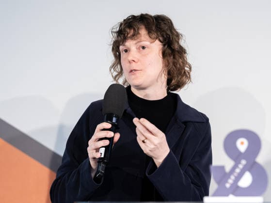 2026-10-05-Pressekonferenz-Buchpräsentation Gabriele Hackl-Schwind (Institut für Zeitgeschichte der Universität Wien) am 5. Oktober 2026 bei der Pressekonferenz zur Buchpräsentation Autobahnbau in Österreich unter NS-Herrschaft. in der ASFINAG in Wien, Wien, Österreich.