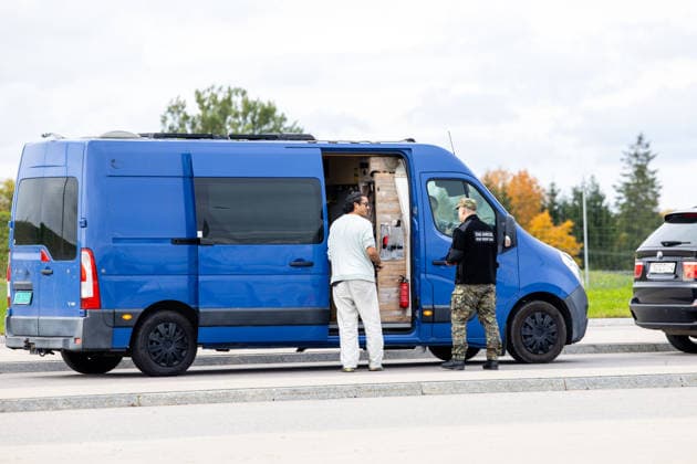 Martyno Katelyno ir Marcino Kierwinskio susutikimas Budzisko pasienio kontroles punkte.2026-10-05, Budzisko Copyright: xTeodorasxBiliÅ«nas BNSx