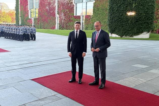 Berlin, Deutschland, 05.10.2026: Bundeskanzleramt: Empfang der Staats- und Regierungschefs der drei baltischen Länder Lettland, Estland und Litauen: Mindaugas Sinkevicius und Bundeskanzler Friedrich Merz (CDU) Copyright: xdtsxNachrichtenagenturx dts_137160