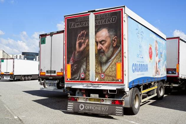 October 5, 2026, Catanzaro, Catanzaro, Italy: A group of truck drivers, traders and representatives of the agricultural sector protested against the high cost of living and fuel at the headquarters of the Regional Citadel in Catanzaro, 05 10 2026 Catanzaro Italy  - ZUMAa289 20261005_zia_a289_055 Copyright: xValeriaxFerrarox xAgfx