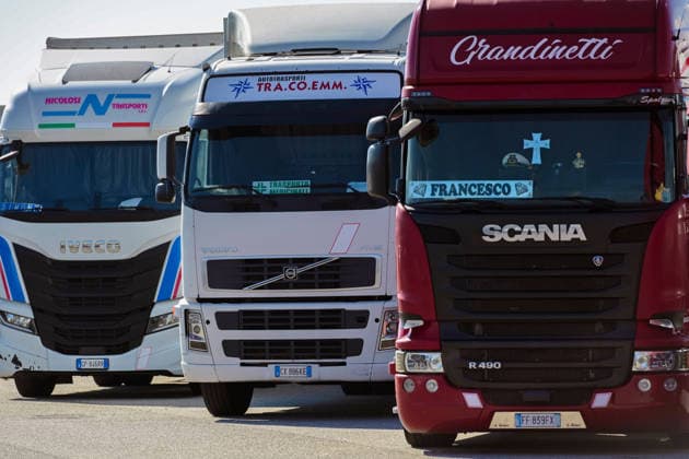 October 5, 2026, Catanzaro, Catanzaro, Italy: A group of truck drivers, traders and representatives of the agricultural sector protested against the high cost of living and fuel at the headquarters of the Regional Citadel in Catanzaro, 05 10 2026 Catanzaro Italy  - ZUMAa289 20261005_zia_a289_059 Copyright: xValeriaxFerrarox xAgfx