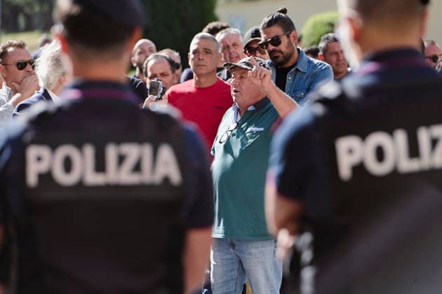 October 5, 2026, Catanzaro, Catanzaro, Italy: A group of truck drivers, traders and representatives of the agricultural sector protested against the high cost of living and fuel at the headquarters of the Regional Citadel in Catanzaro, 05 10 2026 Catanzaro Italy  - ZUMAa289 20261005_zia_a289_068 Copyright: xValeriaxFerrarox xAgfx