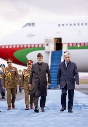Oman’s Sultan Haitham Arrives in Astana for Official Visit Oman’s Sultan Haitham bin Tariq arrives in Astana, Kazakhstan, on October 5, 2026, for an official visit aimed at strengthening relations between Oman and Kazakhstan and advancing bilateral cooperation in several fields. Photo by Sultan of Oman Press Office APA Images Muscat Muscat Oman 051026_Kazakhstan_OPO_01(6) Copyright: xapaimagesxSultanxofxOmanxPressxOffice xAPAxImagesx