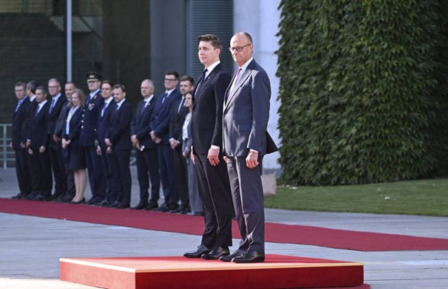 Friedrich Merz - Mindaugas Sinkevicius meeting in Berlin BERLIN, GERMANY - OCTOBER 5: German Chancellor Friedrich Merz welcomes Lithuanian Prime Minister Mindaugas Sinkevicius with an official ceremony at the Chancellery in Berlin, Germany on October 5, 2026. Halil Sagirkaya Anadolu Berlin Germany. Editorial use only. Please get in touch for any other usage.  Copyright: x2026xAnadoluxHalilxSagirkayax