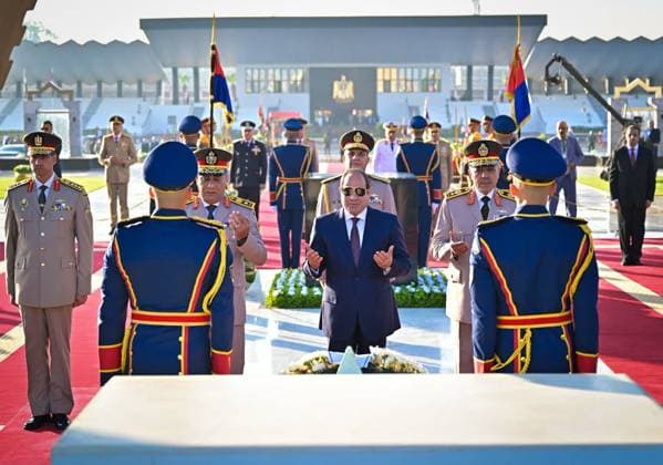 Sisi Marks 53rd Anniversary of October War Victory in Cairo Egyptian President Abdel Fatah al-Sisi lays a wreath at the Armed Forces Memorial and visits the tombs of late presidents Mohamed Anwar Sadat and Gamal Abdel Nasser in Cairo, Egypt, on October 5, 2026, to mark the 53rd anniversary of Egypt’s victory in the 1973 October War. Photo by Egyptian President Office apaimages Cairo Cairo Egypt 041026_Egypt_EPO_00(4) Copyright: xapaimagesxEgyptianxPresidentxOfficex xapaimagesx