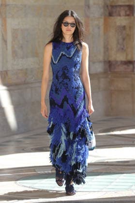 PFW - Gabriela Hearst Runway A model walks the runway during Gabriela Hearst Women s Spring Summer 2027 show as part of Paris Fashion Week on October 5, 2026 in Paris, France. Photo by Alain-Gil Gonzalez ABACAPRESS.COM Paris France  Copyright: xGonzalezxAlain-Gil ABACAx