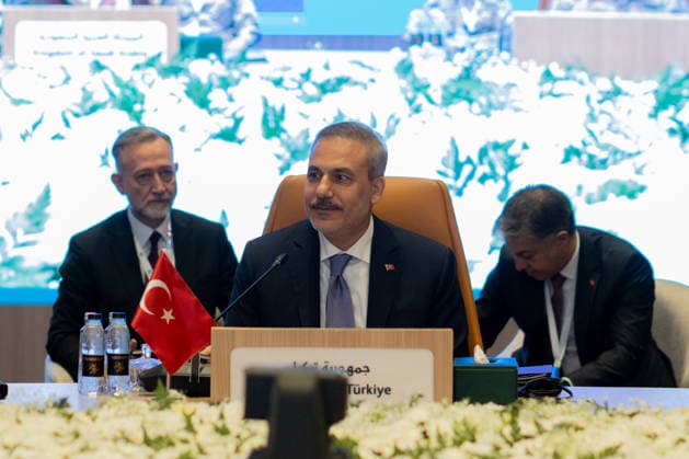 Turkish ministers Fidan and Guler in Riyadh RIYADH, SAUDI ARABIA - OCTOBER 05: Turkish Foreign Minister Hakan Fidan (C) and Turkish Minister of National Defense Yasar Guler (not seen) attend a meeting of the Strategic Political and Defense Committee, established under the Mecca Joint Defense Agreement, in Riyadh, Saudi Arabia on October 05, 2026. Mustafa Hatipoglu Anadolu Riyadh Saudi Arabia. Editorial use only. Please get in touch for any other usage.  Copyright: x2026xAnadoluxMustafaxHatipoglux