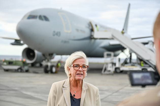 Catherine Vautrin visited Réunion on Monday as part of the Pegase 2026 mission at Air Base 181 at Roland Garros Airport in Sainte-Marie. the Minister of the Armed Forces and Veterans Affairs emphasized cooperation with countries in the region. She participated in an in-flight refueling of a Rafale from aboard a military Airbus. Catherine Vautrin visited Réunion on Monday as part of the Pegase 2026 mission. At Air Base 181 at Roland Garros Airport in Sainte Marie, the Minister of the Armed Forces and Veterans Affairs emphasized cooperation with countries in the region. She participated in an in-flight refueling of a Rafale from aboard a military Airbus. 460220 2026 10 05  Copyright: xPierrexMarchalx xAnakaoPressx xStarfacex STAR_460220_026