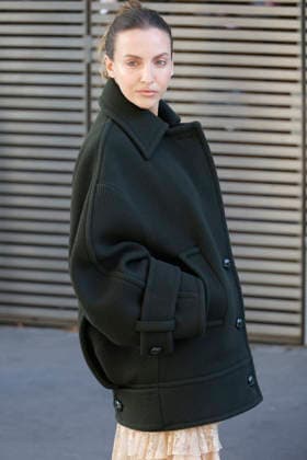Carla Ginola at the Zimmermann Women s Ready-to-Wear Spring Summer 2027 Collection fashion show during Paris Fashion Week on October 5, 2026. Christophe Aubert, Bestimage. Celebrities at the Zimmermann Women s Ready-to-Wear Spring Summer 2027 Collection fashion show during Paris Fashion Week, October 5, 2026, Paris, France  Copyright: xChristophexAubertx xBestimagexChristophexAubertx xBestimagex