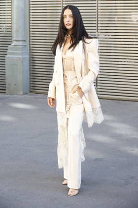 Maria Pedraza at the Zimmermann Women s Ready-to-Wear Spring Summer 2027 Collection fashion show during Paris Fashion Week on October 5, 2026. Christophe Aubert, Bestimage. Celebrities at the Zimmermann Women s Ready-to-Wear Spring Summer 2027 Collection fashion show during Paris Fashion Week, on October 5, 2026, Paris, France  Copyright: xChristophexAubertx xBestimagexChristophexAubertx xBestimagex